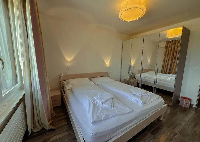 Cosy In كرانز مونتانا